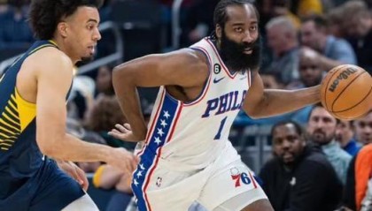  老鹰悍将科林斯卷入交易，被送往猛龙换选秀权  