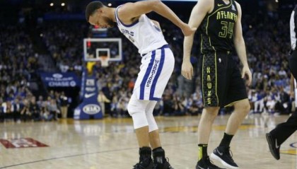  恩比德遭遇左膝扭伤将休战四周  