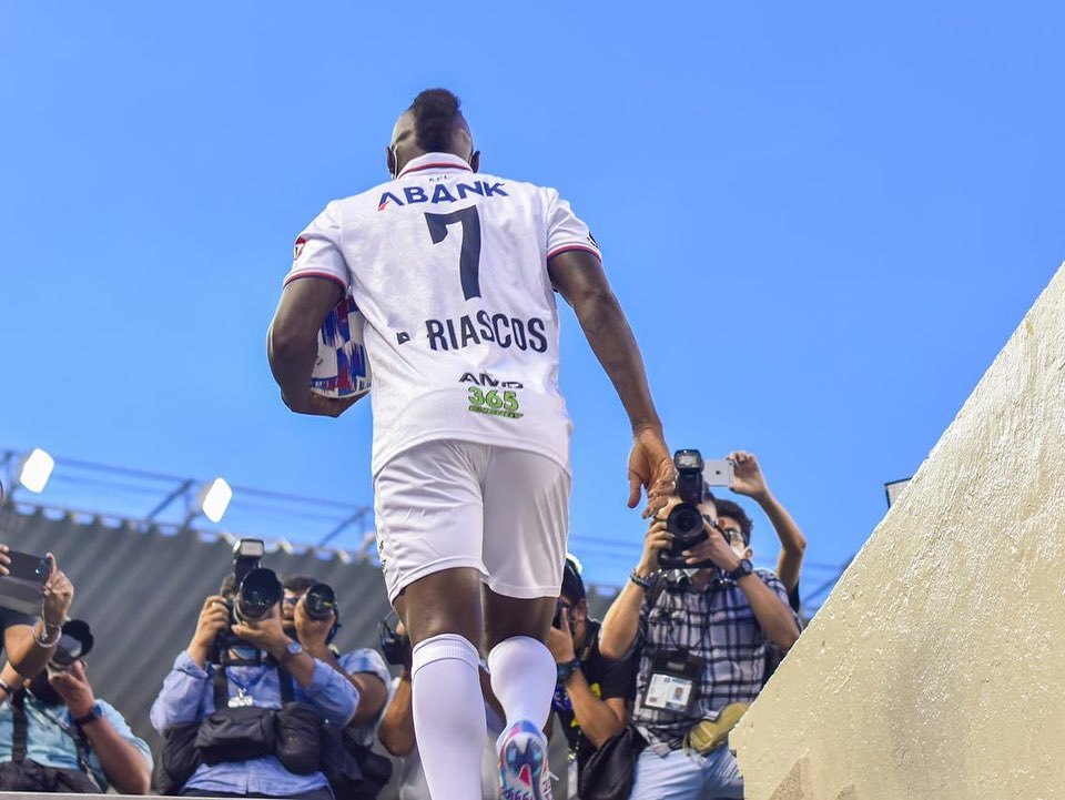  科隆老将焕发第二春，梅开二度助球队逆风翻盘